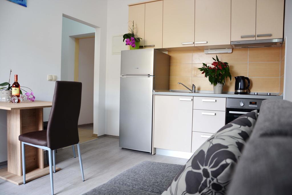 Apartments Clara Nin Extérieur photo