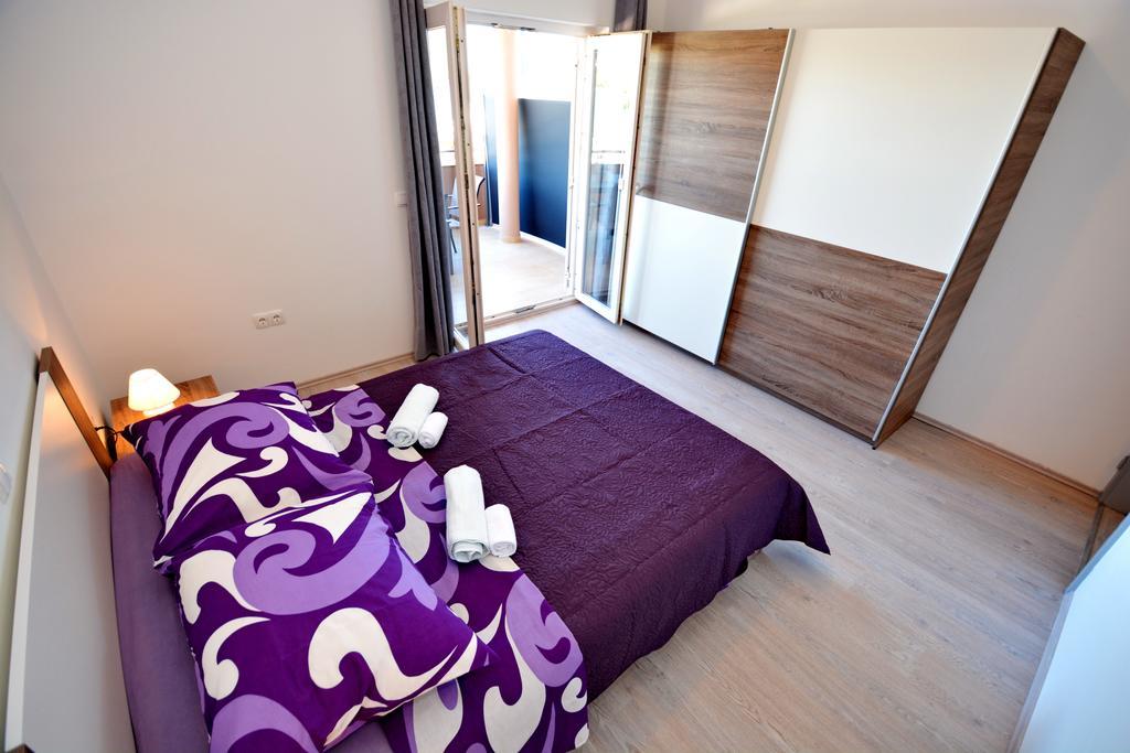 Apartments Clara Nin Extérieur photo